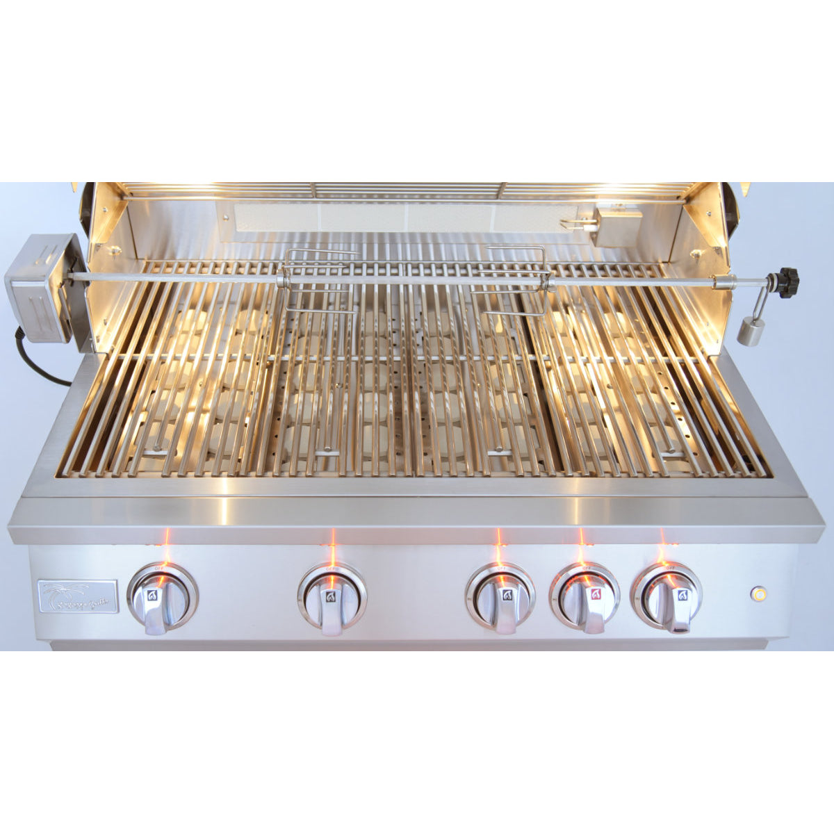 Kokomo 32" PRO grill with warming rack and rotisserie mount
