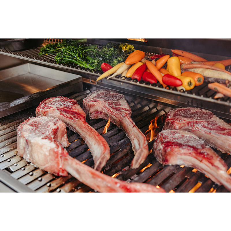 American-Made-Grills-Muscle-36-Steaks