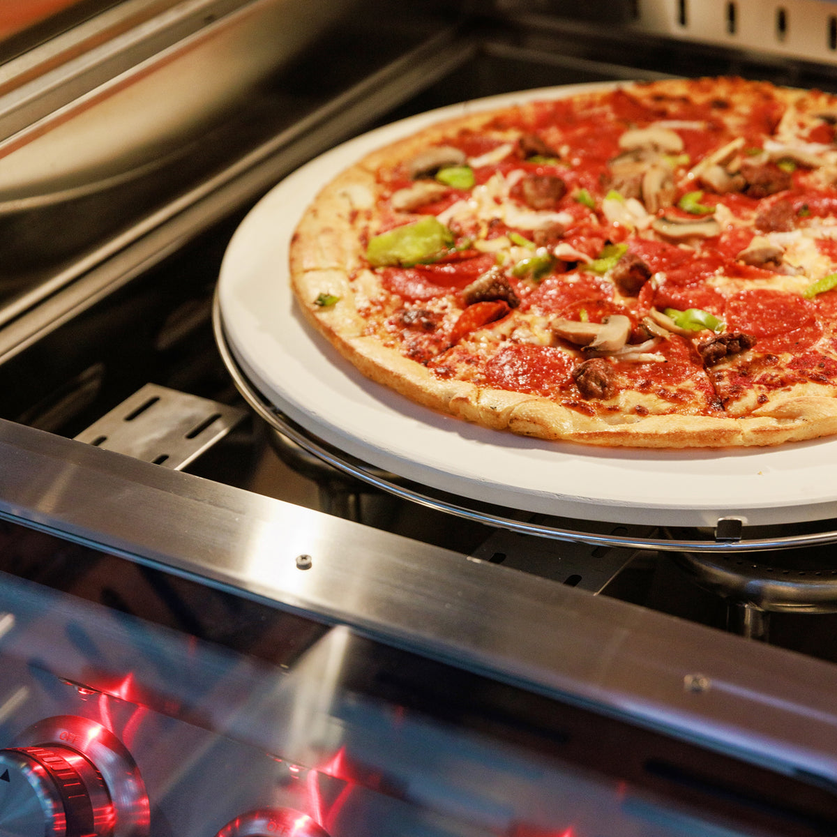 Blaze 26" outdoor oven interior, view 3