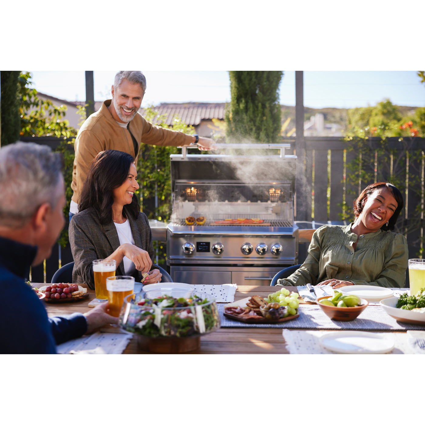 Blaze LTE PRO 32 Gas Grill Lifestyle 2