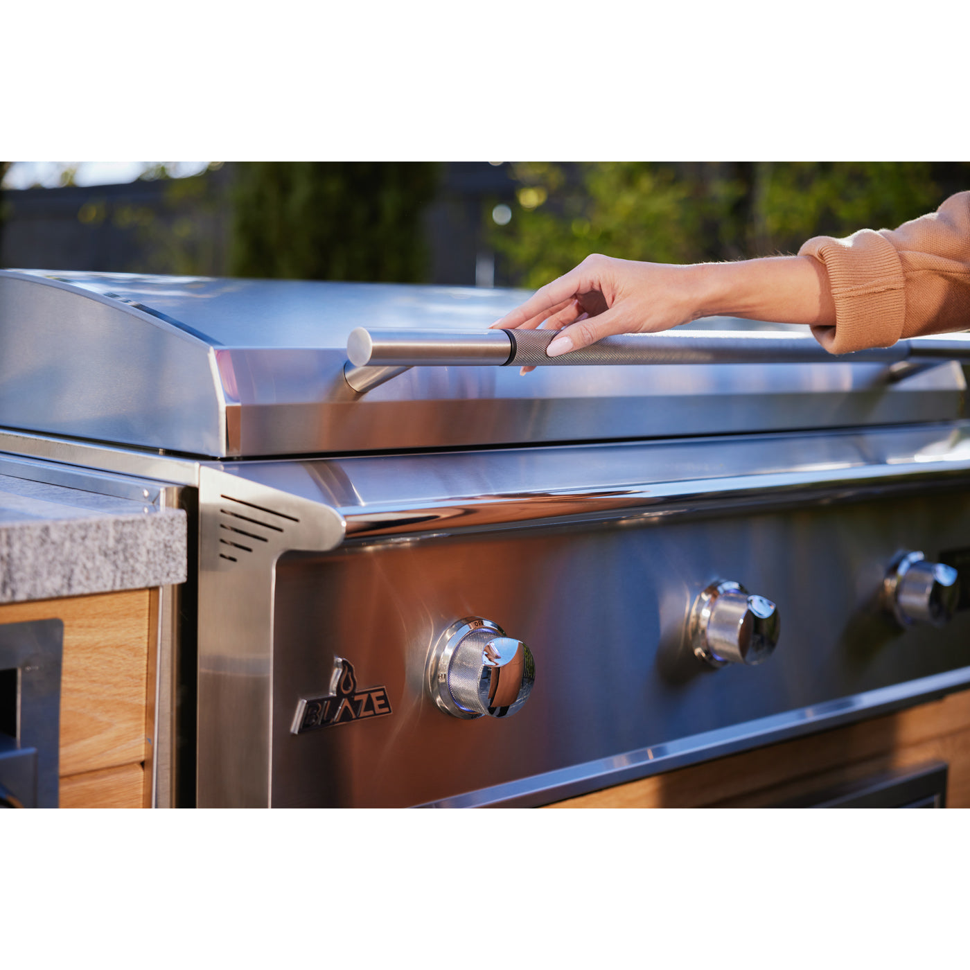 Blaze LTE PRO 40 Griddle Lifestyle 1