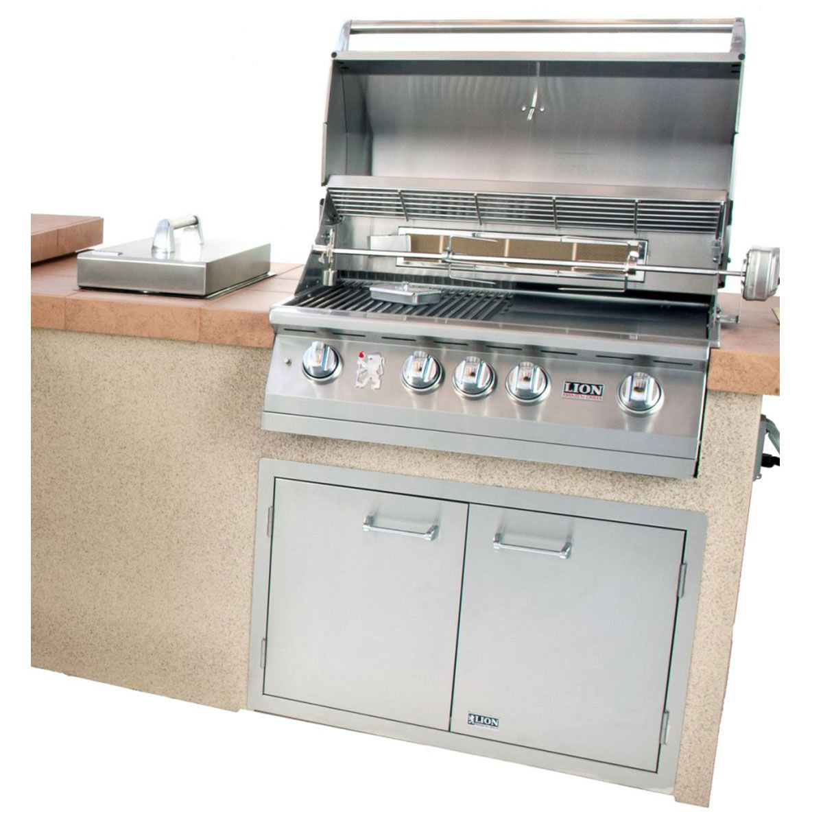 Lion Premium Grills American Q BBQ Island3