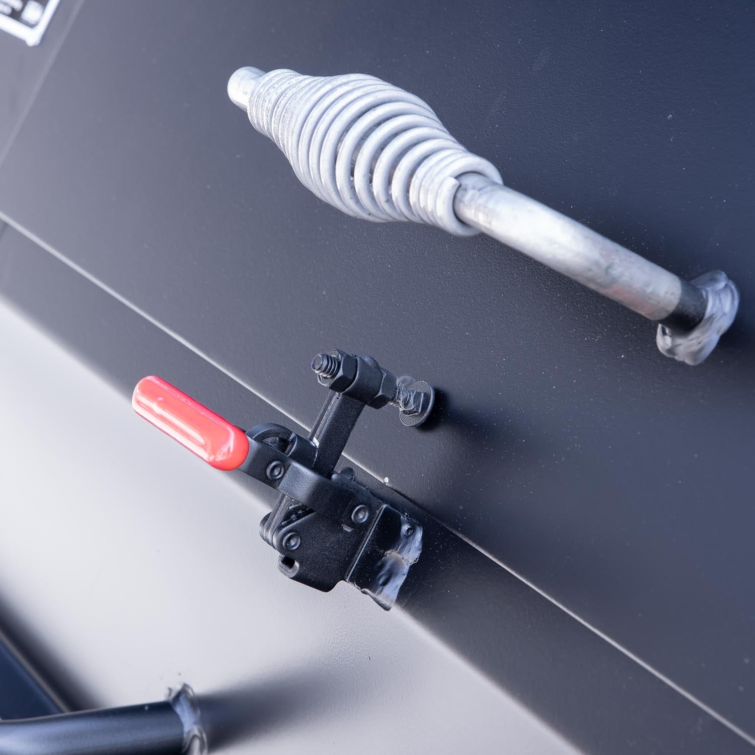 Meadow Creek PR72 Doors in Lid 02