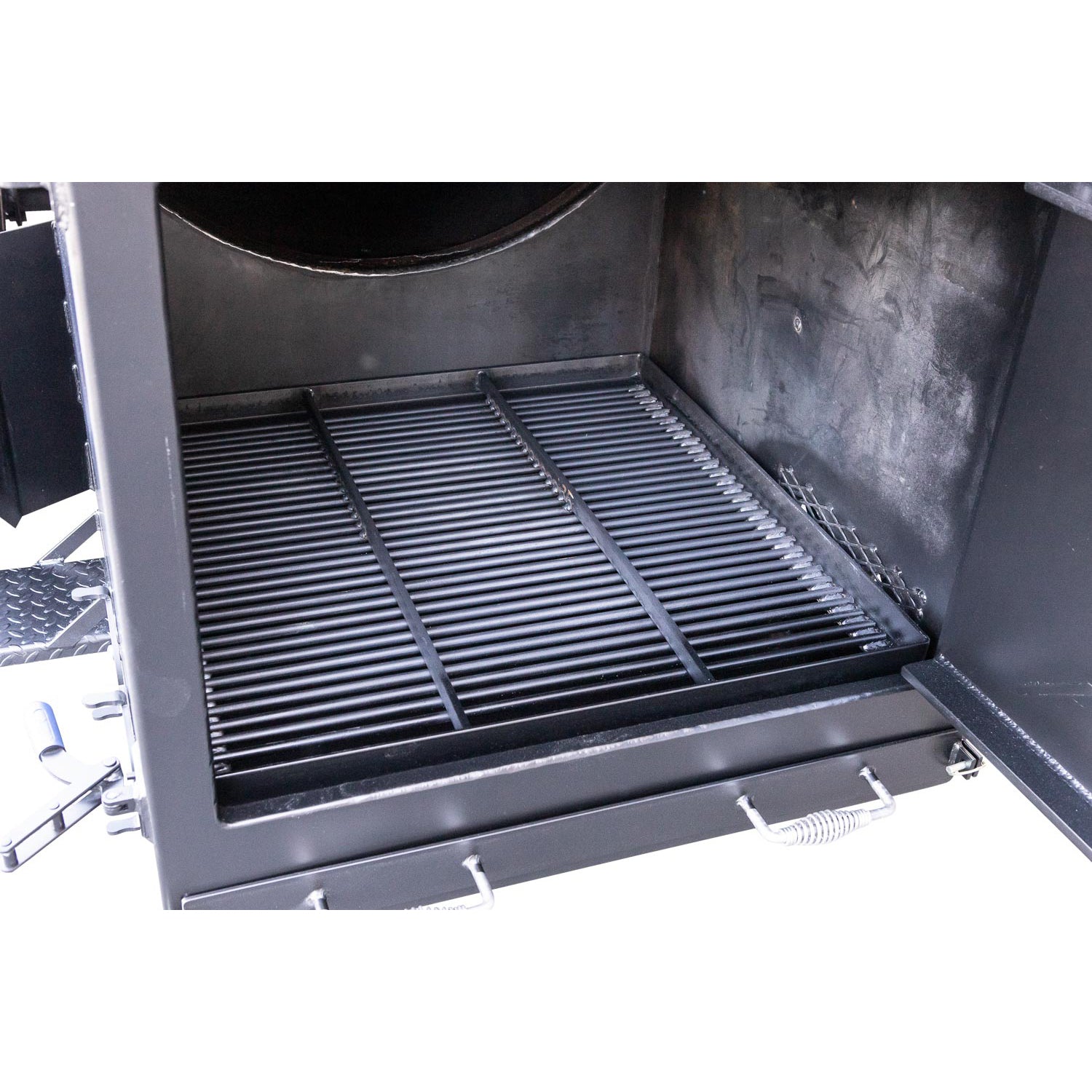 Meadow Creek TS1000 BBQ Trailer 29 Firebox