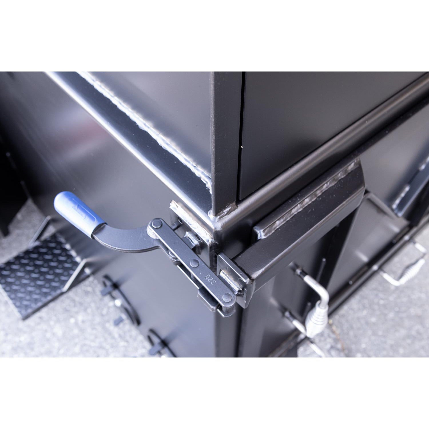 Meadow Creek TS1000 BBQ Trailer 34 Firebox Latch