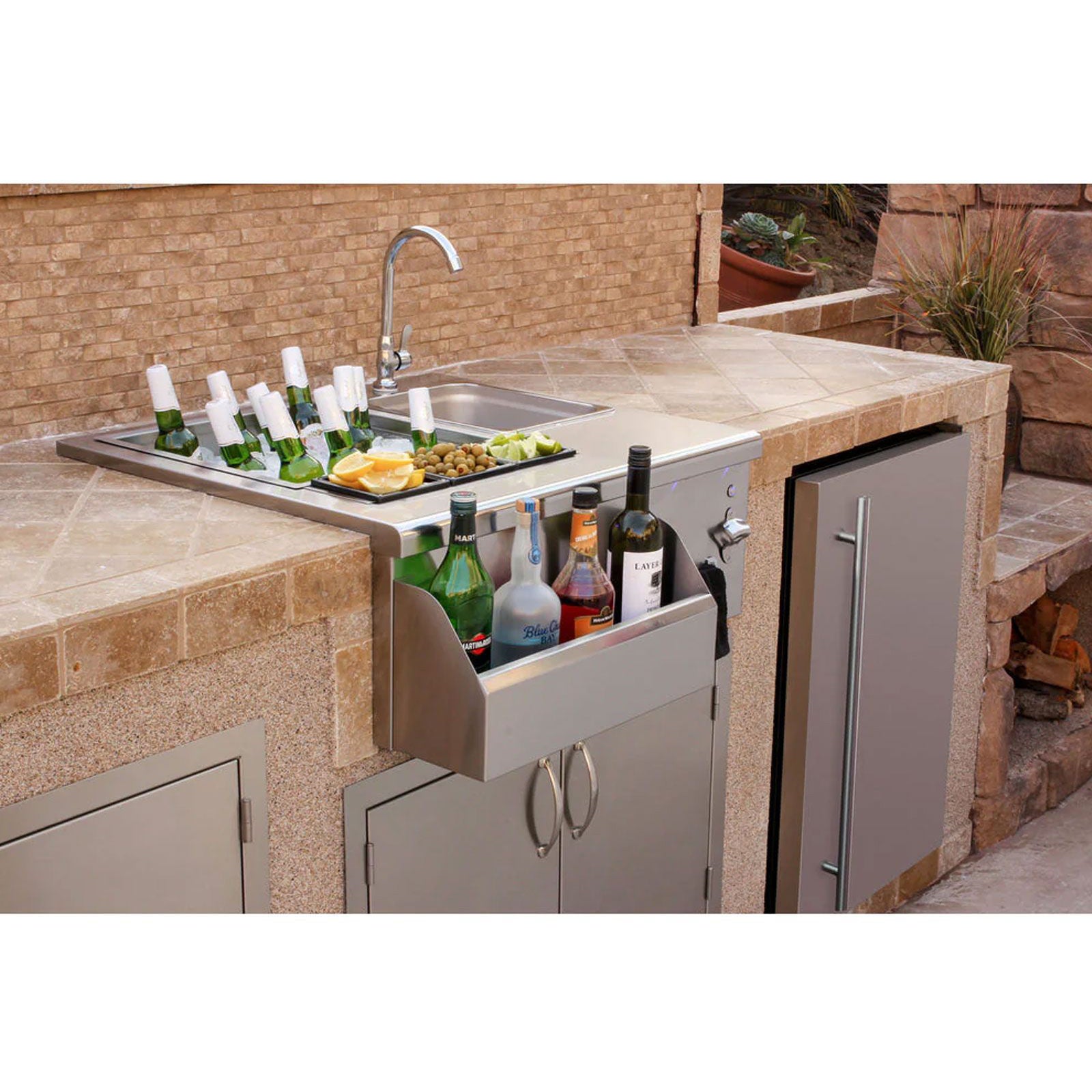 Summerset 30-Inch Beverage Prep Station with LED Lights3
