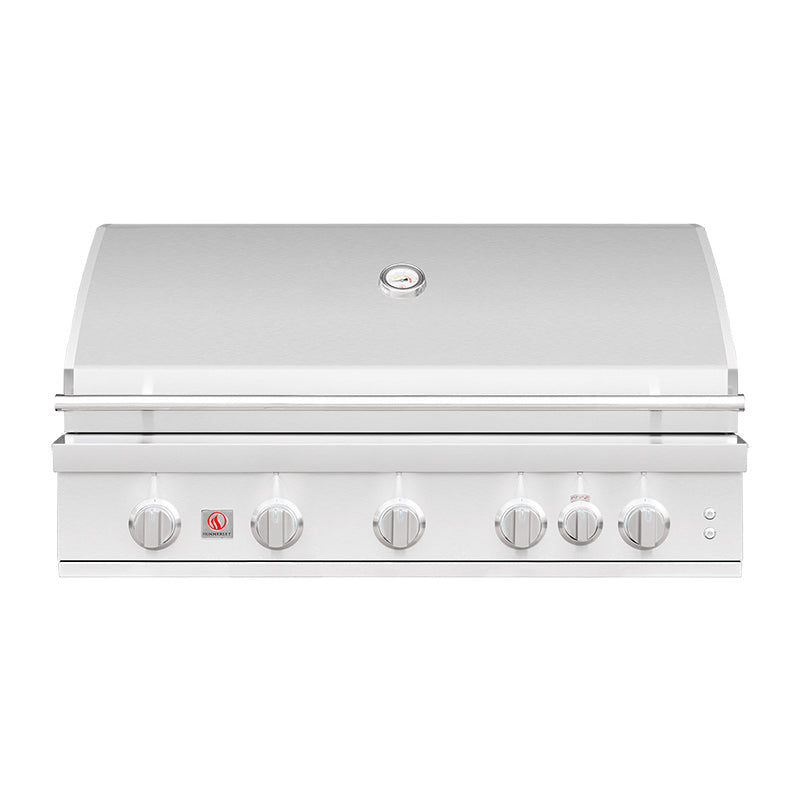 Summerset Sizzler Pro 40 Built In Closed