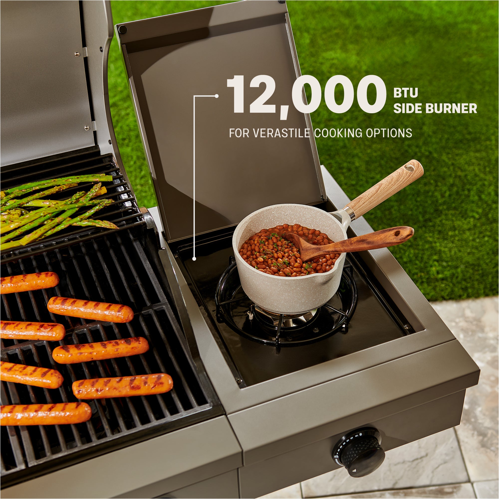 Tytus Grill 4-Burner Gas Grill Food2