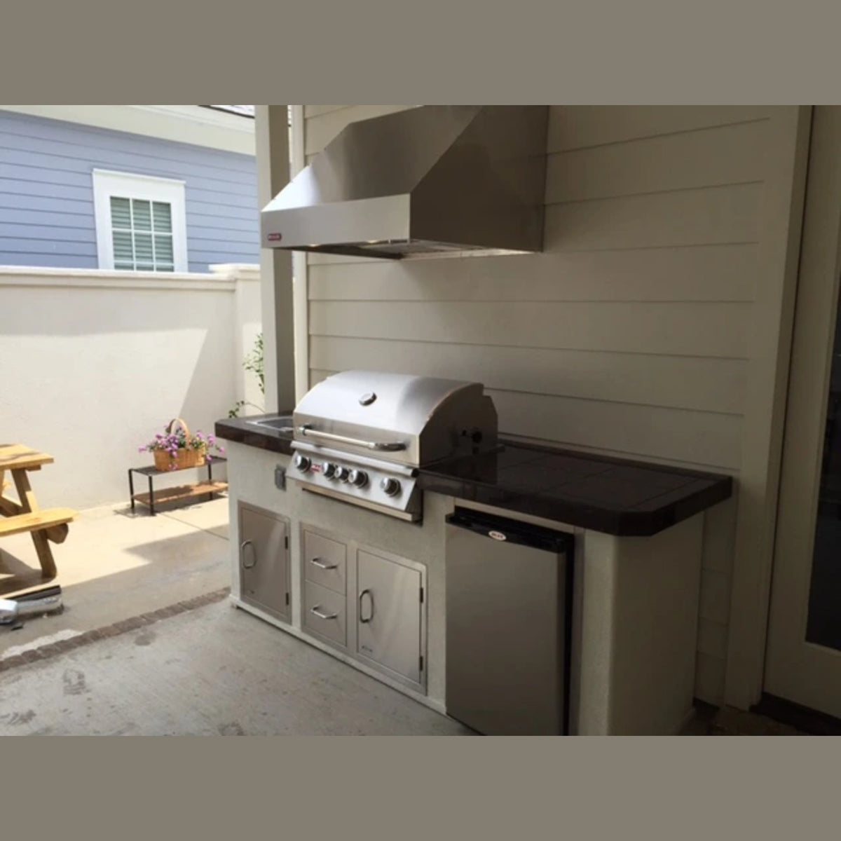 Bull 42" Outdoor Vent Hood installed over a Bull Angus grill