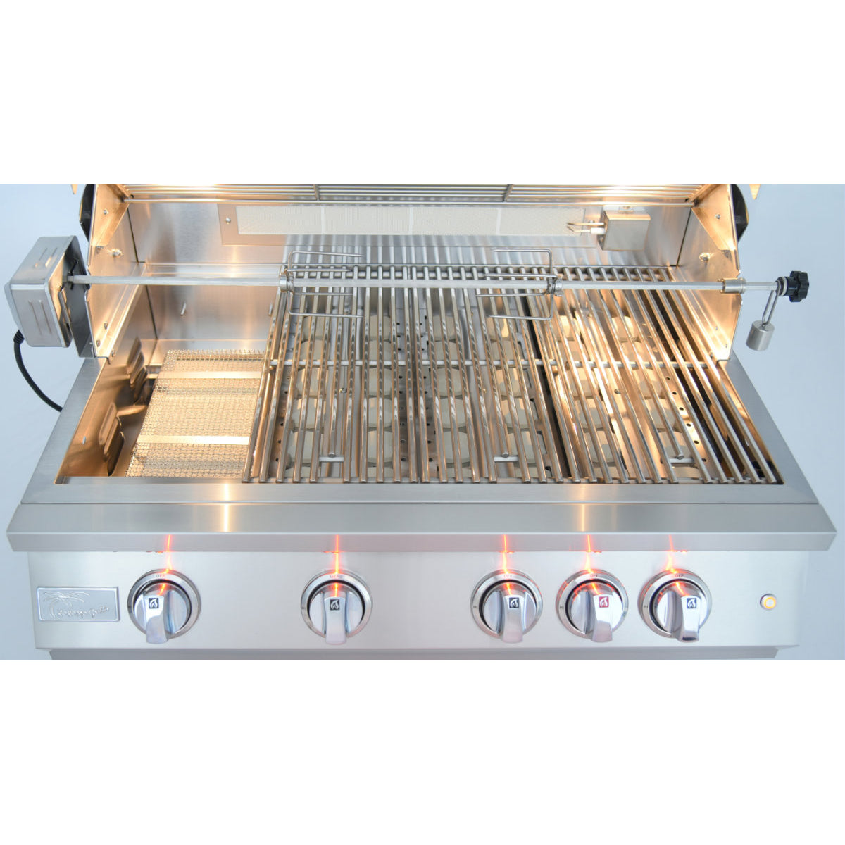 Kokomo 32" PRO grill with half the grates removed