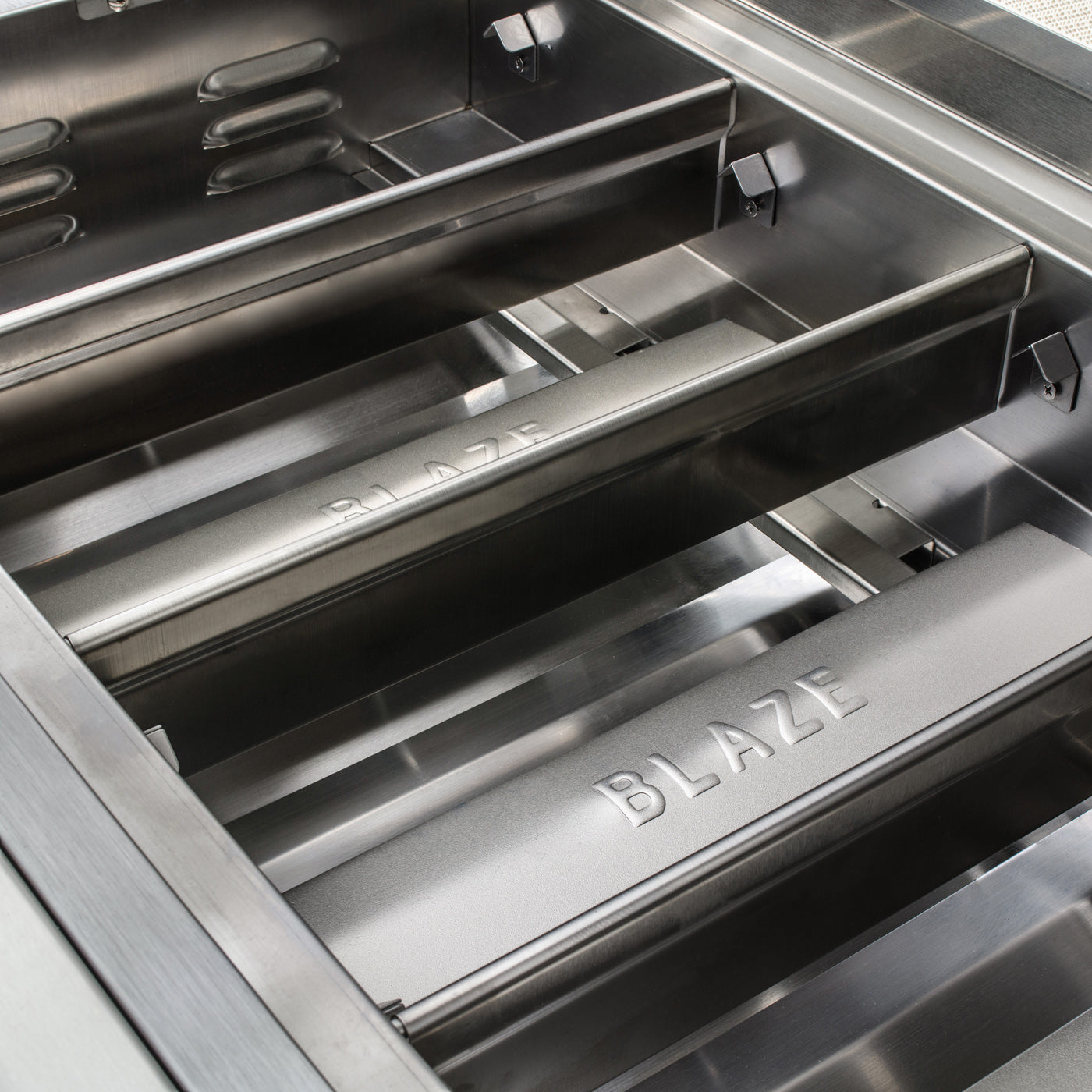 Blaze LTE Gas Grill Features 14