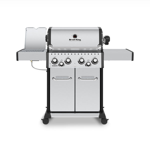 Broil King Baron S 490 Pro IR 32 in Free Standing Gas Grill Front Closed