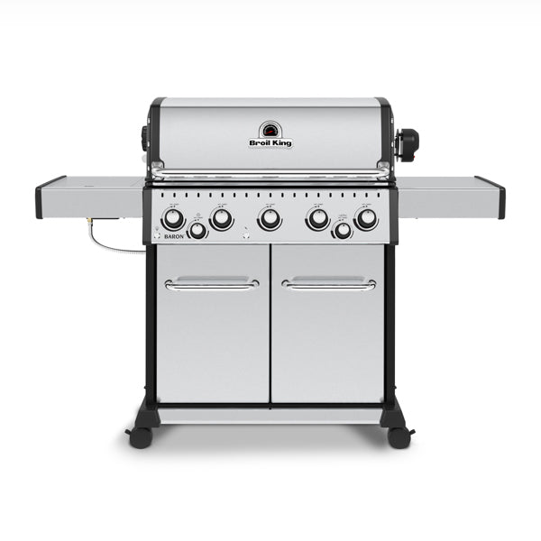 Broil King Baron S 590 Pro IR 38 in Free Standing Gas Grill Front Closed