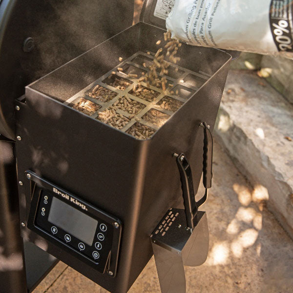Broil King Crown 400 Pellet Smoker and Grill 18 pound hopper