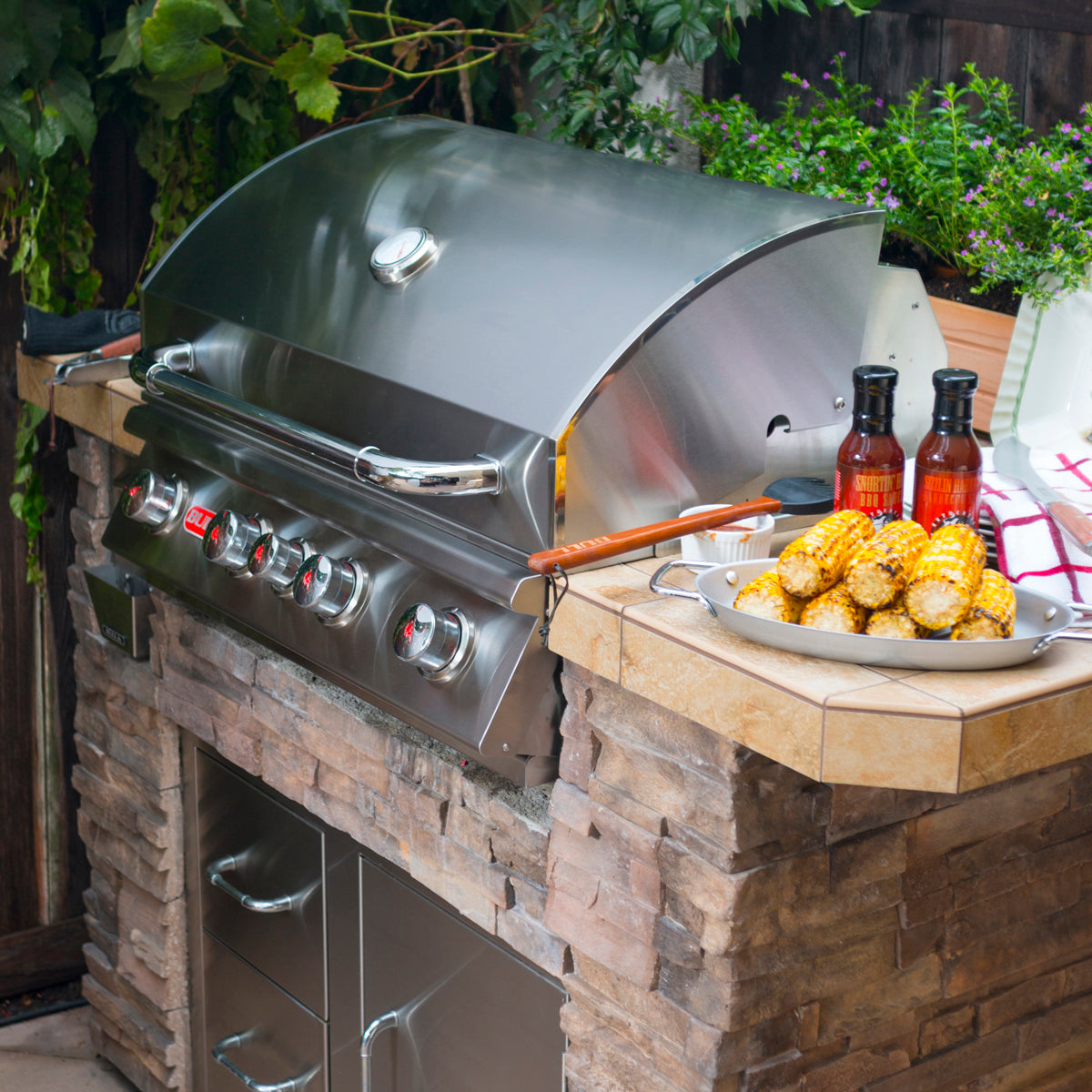 Bull Angus 30 4 Burner Built In Gas Grill Lifestyle 2